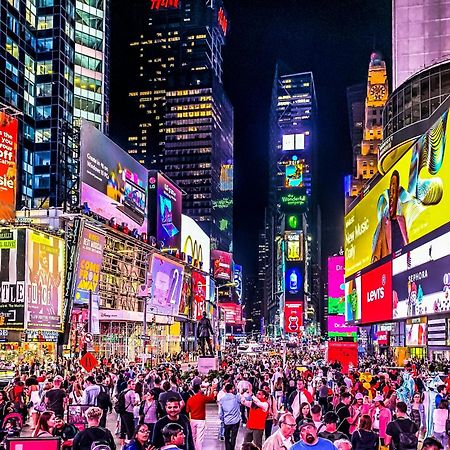 Time Square 42Nd Street Private Room New York Exterior photo